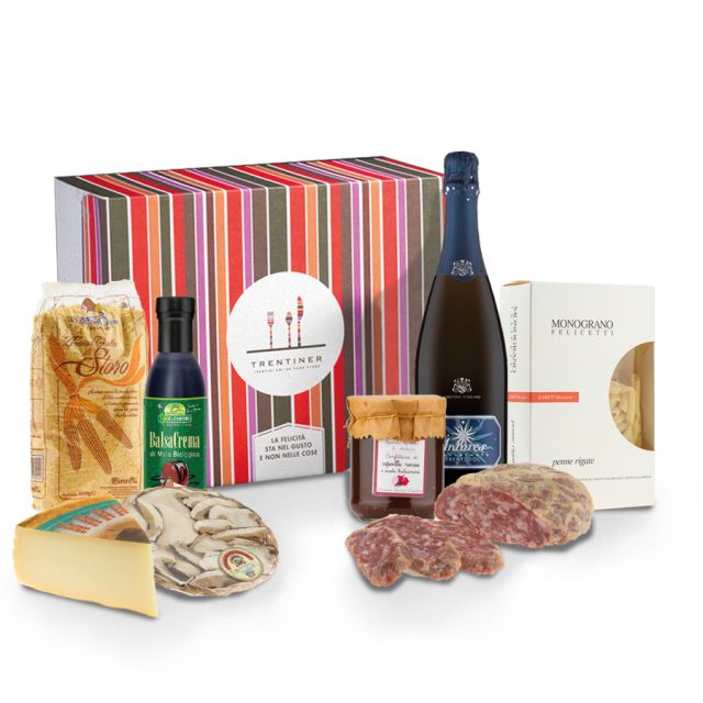 cesto regalo Cantico d'Amor Trentiner prodotti tipici e spumante Antares