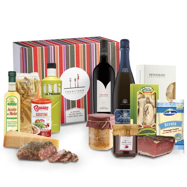 cesto regalo alimentare Gemma dell'Alpe con prodotti tipici trentini vino e spumante