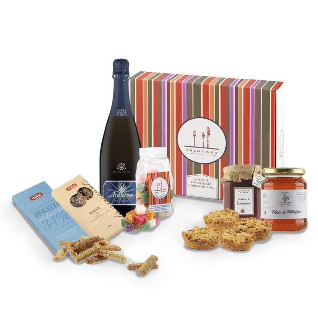 cesto regalo Serenada con prodotti tipici trentini dolci e spumante Antares